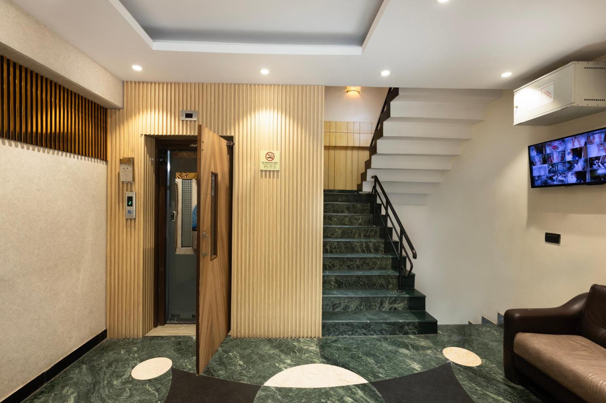 The Orion Express - East Of Kailash Hotel New Delhi